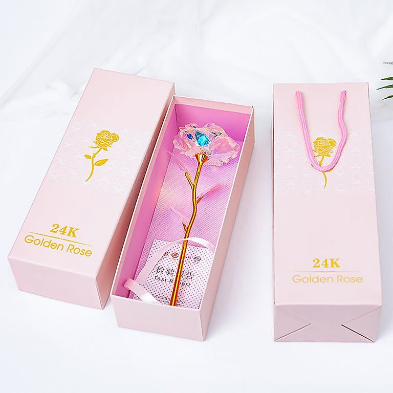 Rosas de cristais banhadas a Ouro
