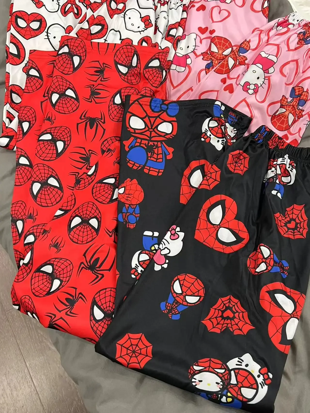 Calça Pijama Hello Kitty & SpiderMan