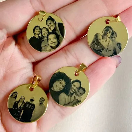 Colar medalhão Personalizado