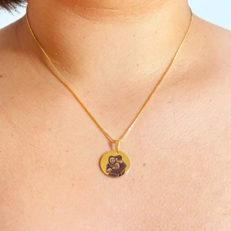 Colar medalhão Personalizado