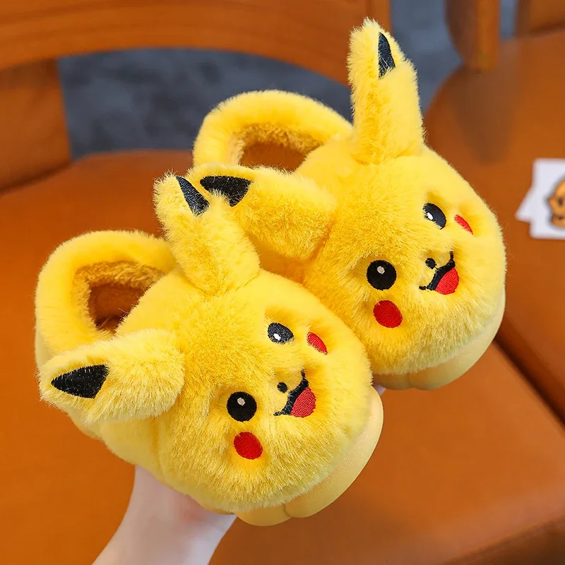 Pantufinha Pikachu