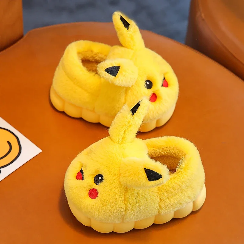Pantufinha Pikachu