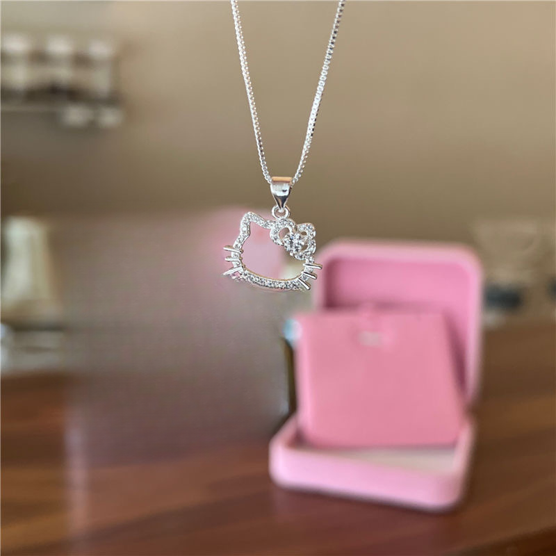 Colar Hello Kitty + caixinha personalizada