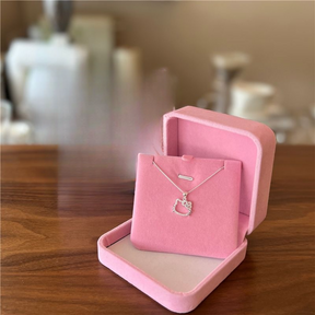 Colar Hello Kitty + caixinha personalizada